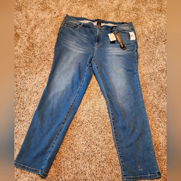 Nanette Lepore Women's Amour High Rise Destructed Denim Slim Boyfriend Jeans